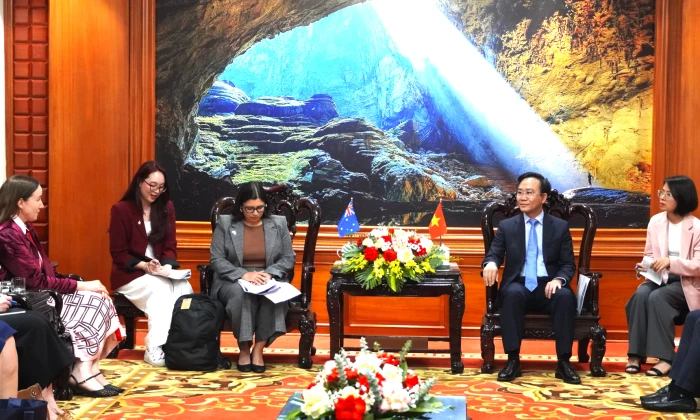 Lãnh đạo tỉnh tiếp, làm việc với đoàn công tác Lực lượng đặc nhiệm liên ngành Chiến dịch Chủ quyền biên giới Australia