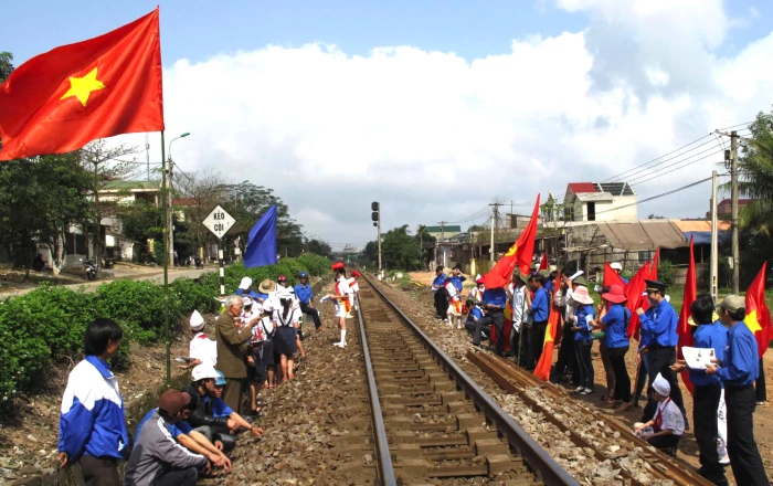 Hơn 20 năm giữ bình yên đường tàu