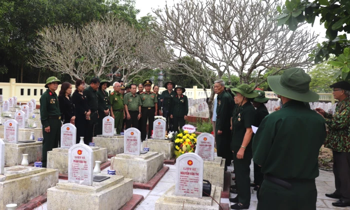 Đưa hài cốt liệt sĩ Bùi Văn Thữa về quê hương