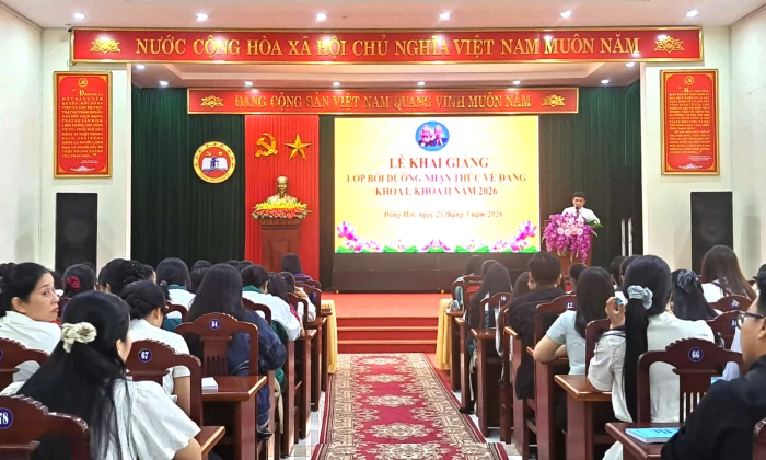 Trên 150 học viên tham gia lớp bồi dưỡng nhận thức về Đảng
