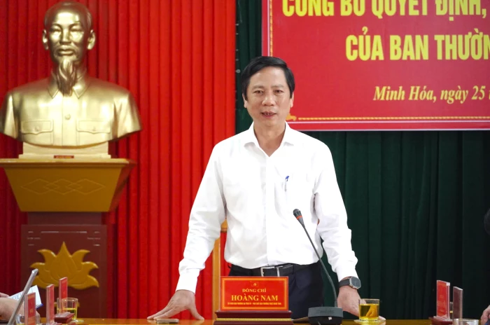 Kiểm tra việc thực hiện các nghị quyết đại hội Đảng và tinh gọn bộ máy tại các địa phương