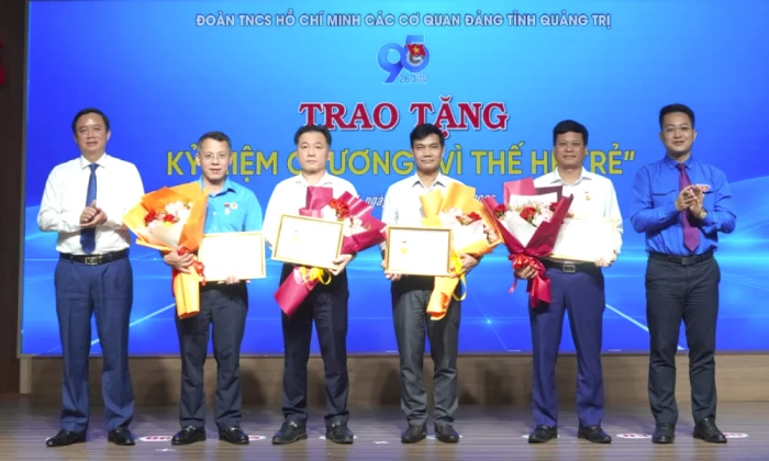 Sôi nổi diễn đàn 'Đảng với thanh niên-Thanh niên với Đảng'