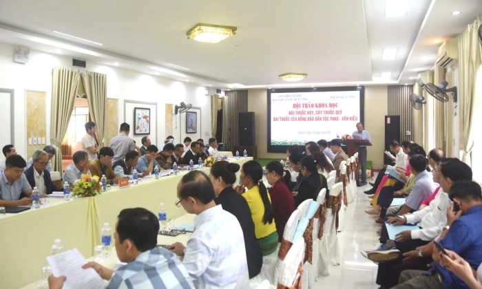 Hội thảo khoa học 'Bài thuốc hay, cây thuốc quý, bài thuốc của đồng bào dân tộc Pa Kô-Vân Kiều'