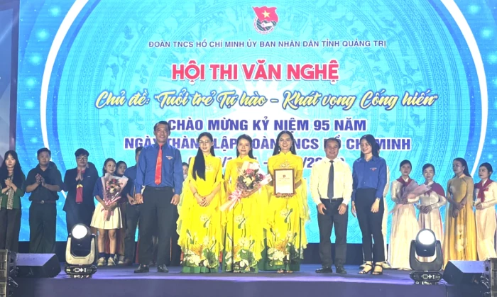 Tọa đàm và hội thi văn nghệ chào mừng kỷ niệm 95 năm Ngày thành lập Đoàn TNCS Hồ Chí Minh