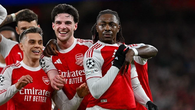 Arsenal giành quyền vào tứ kết. (Nguồn: ESPN)