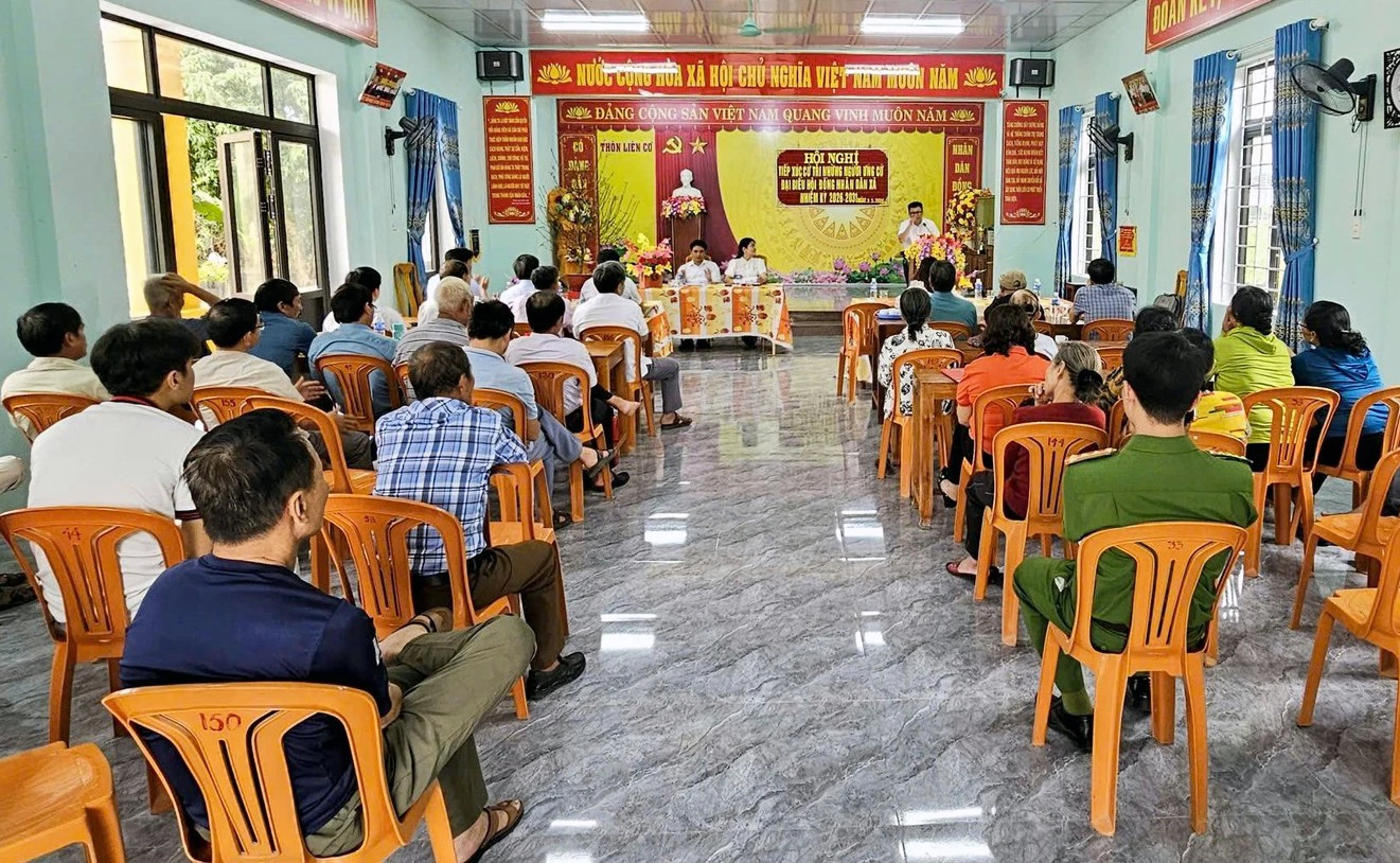 Hội nghị tiếp xúc cử tri với người ứng cử đại biểu HĐND xã Lệ Ninh, nhiệm kỳ 2026-2031-Ảnh: L.C