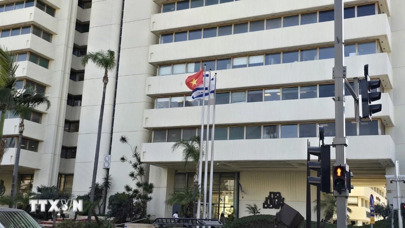 Đại sứ quán Việt Nam tại Israel nằm trong tòa nhà Beit Amot, phố Sha’ul Hamelech, Tel Aviv, Israel. (Ảnh: Đức Trung/TTXVN)