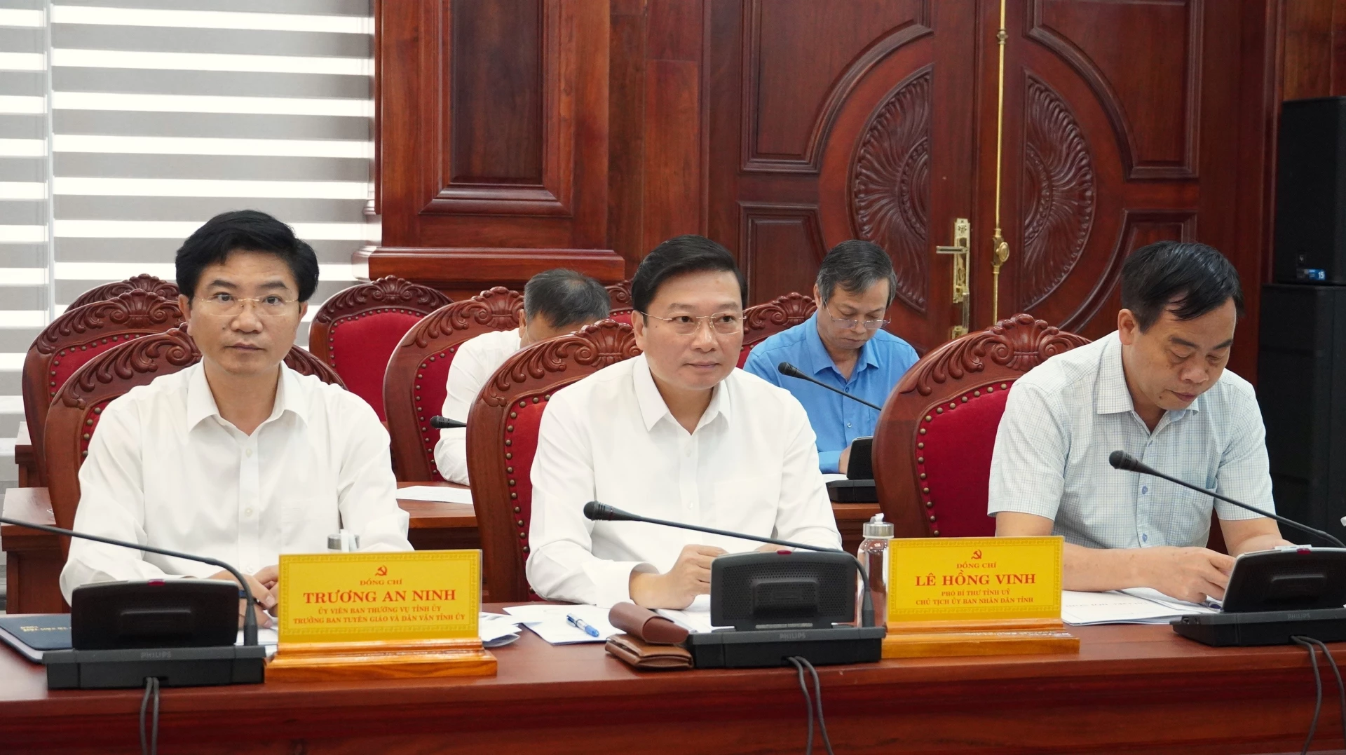 Đại biểu tham dự hội nghị - Ảnh: QV