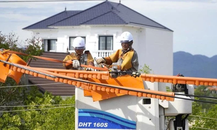 Những 'chiến sĩ' áo cam thầm lặng