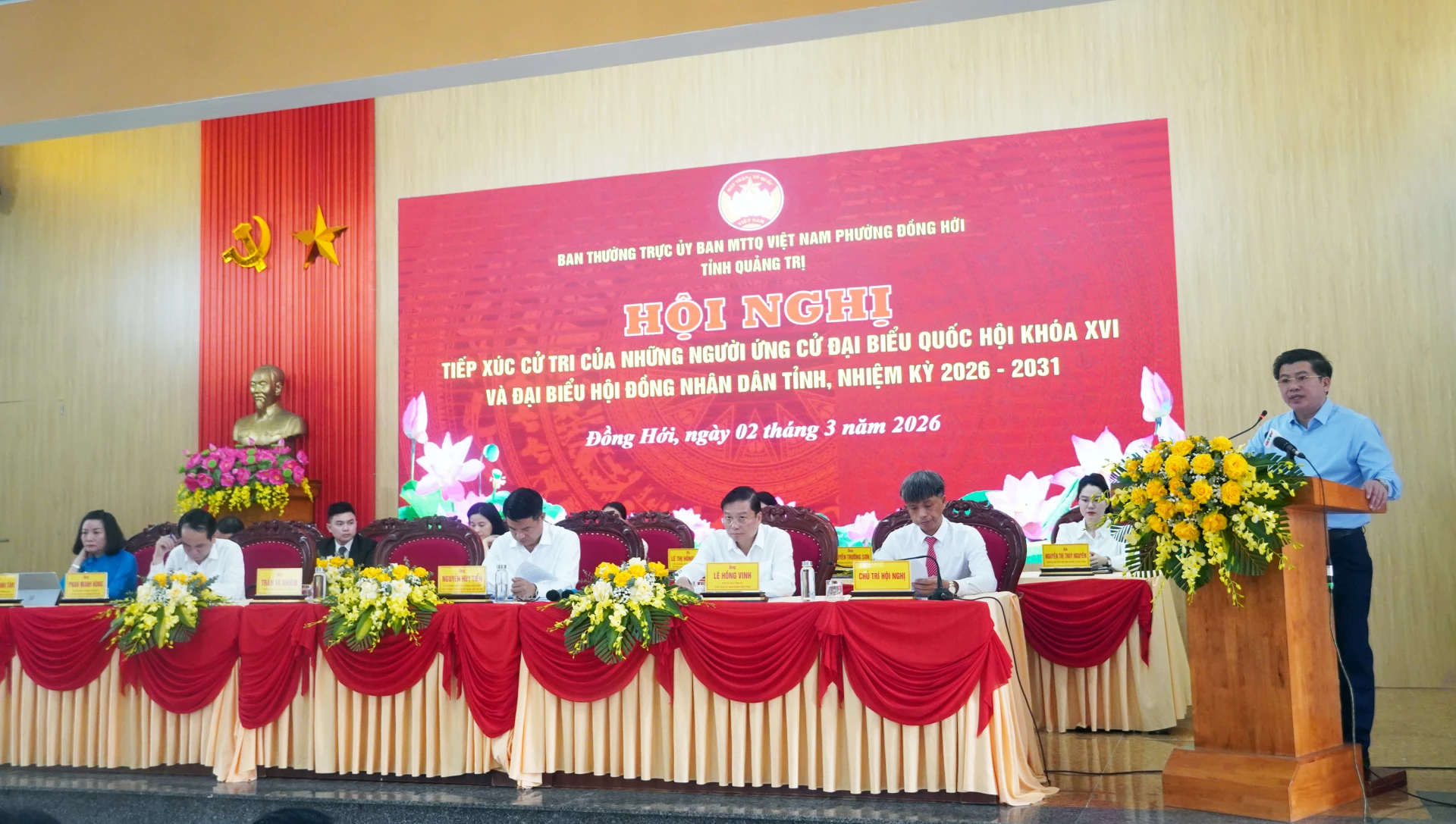 Cử tri phát biểu tại hội nghị - Ảnh: N.M