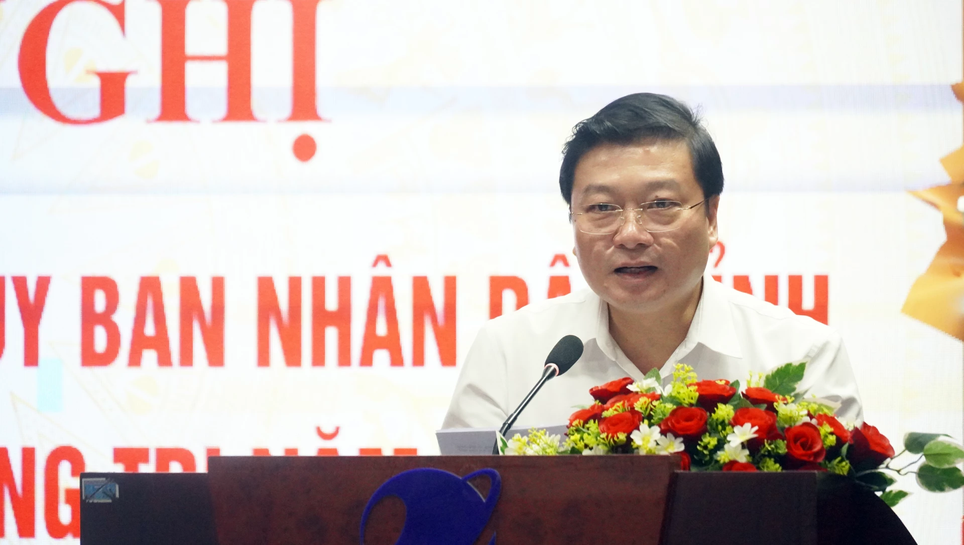 Đồng chí Lê Hồng Vinh, Phó Bí thư Tỉnh ủy, Chủ tịch UBND tỉnh phát biểu kết luận hội nghị - Ảnh: N.M