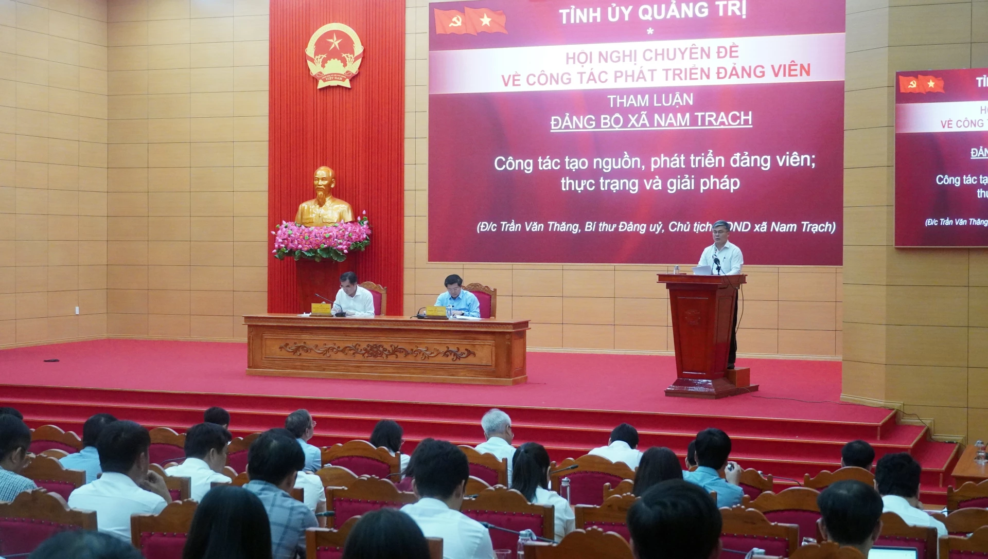 Đại biểu thảo luận tại hội nghị - Ảnh: N.M 