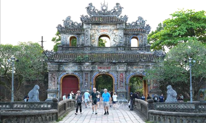 Khách quốc tế đến Việt Nam vượt mốc 2 triệu lượt tháng thứ 3 liên tiếp