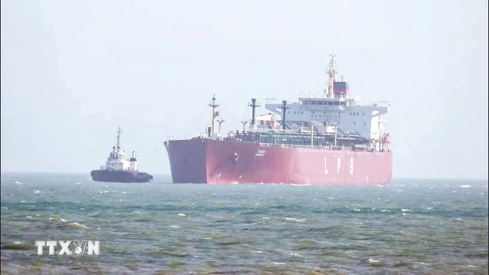 Bốn quốc gia bàn phương án mở lại eo biển Hormuz