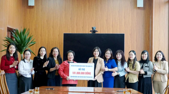 Cùng hướng về bệnh nhân nghèo