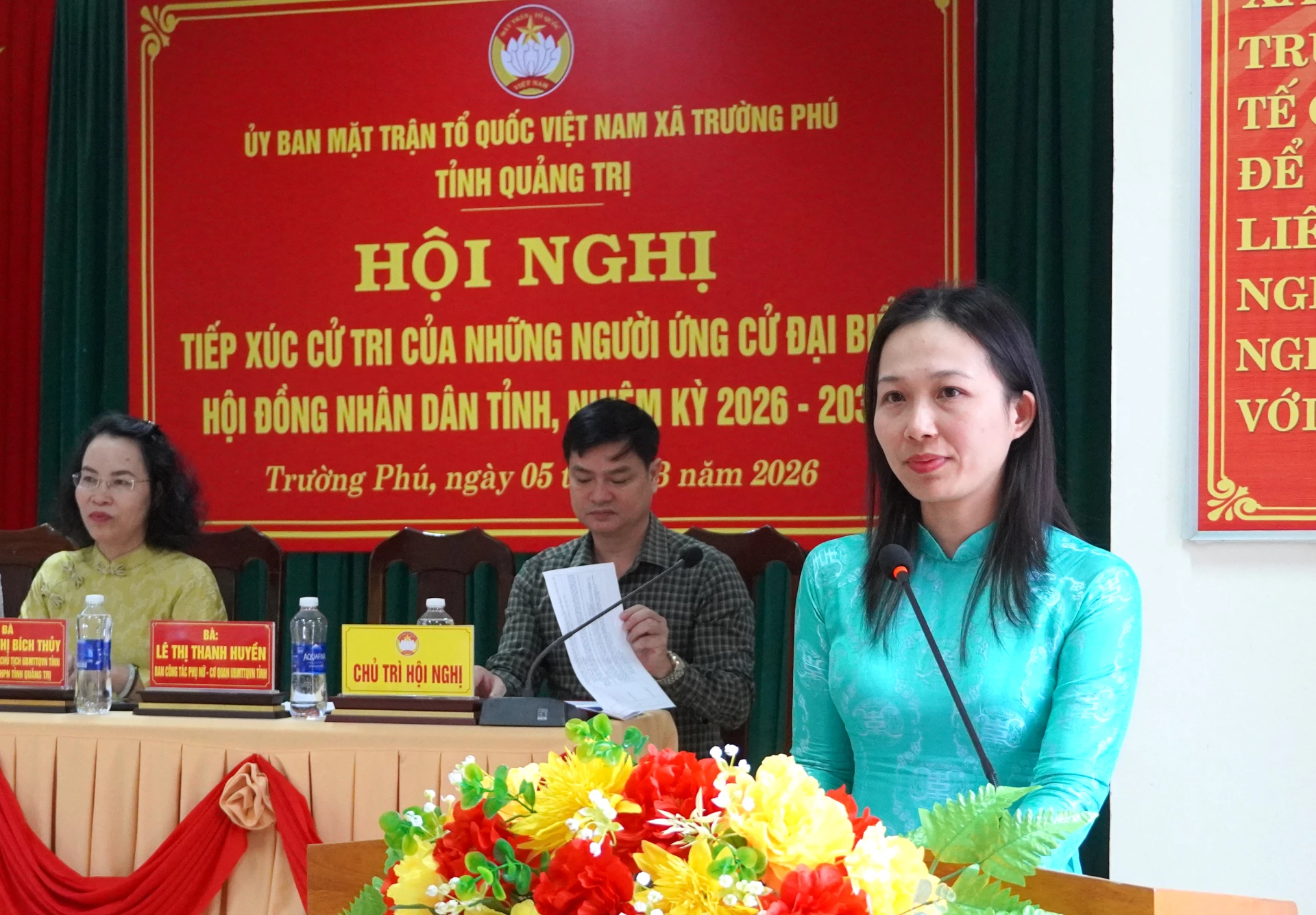 Bà Lê Thị Thanh Huyền, công chức, Ban Công tác Phụ nữ, cơ quan Ủy ban MTTQ Việt Nam tỉnh trình bày chương trình hành động - Ảnh: H.Tr.