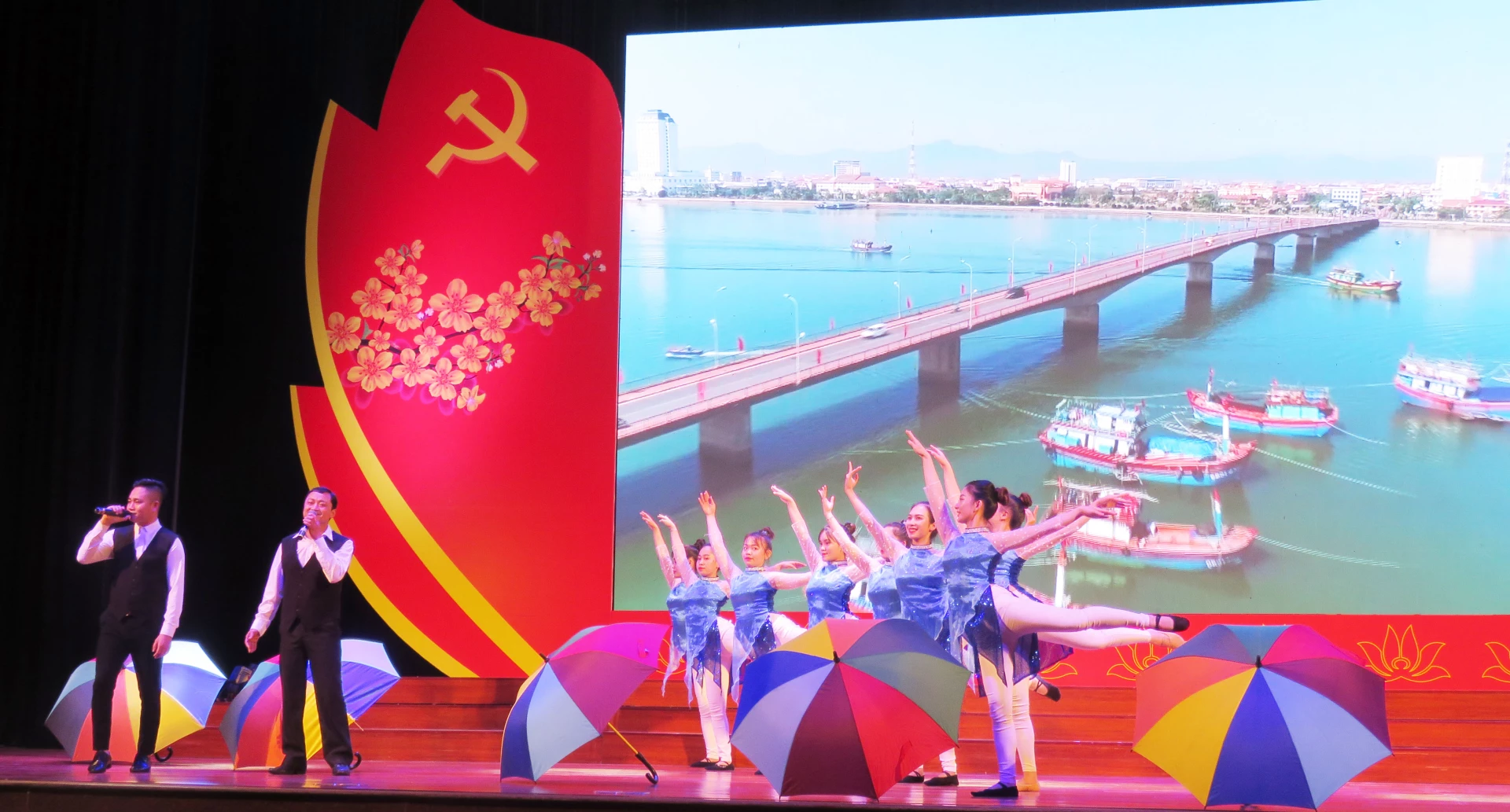  Sự giao thoa giữa thơ và nhạc của các văn nghệ sĩ Quảng Trị đã cho ra đời nhiều tác phẩm âm nhạc có chiều sâu - Ảnh: Nh. V