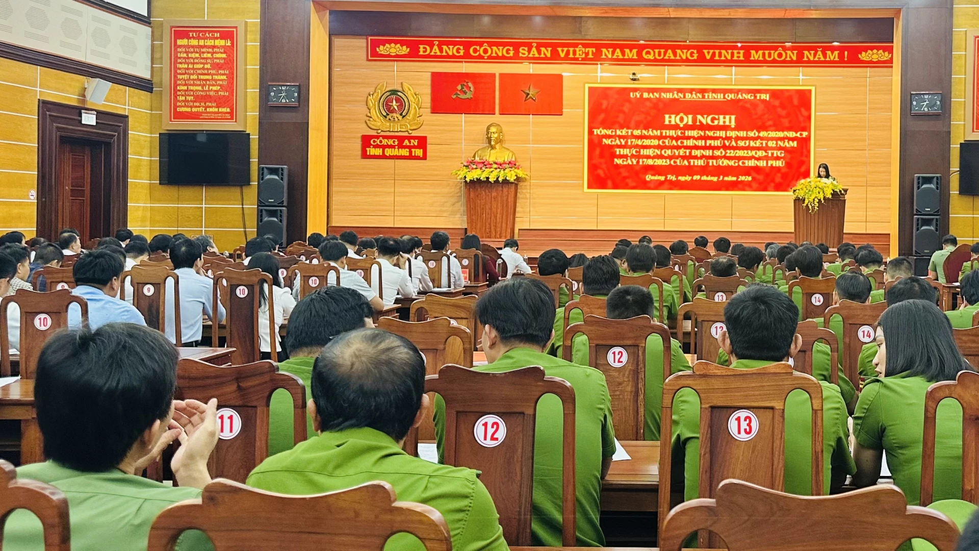 Quang cảnh hội nghị - Ảnh: B.N