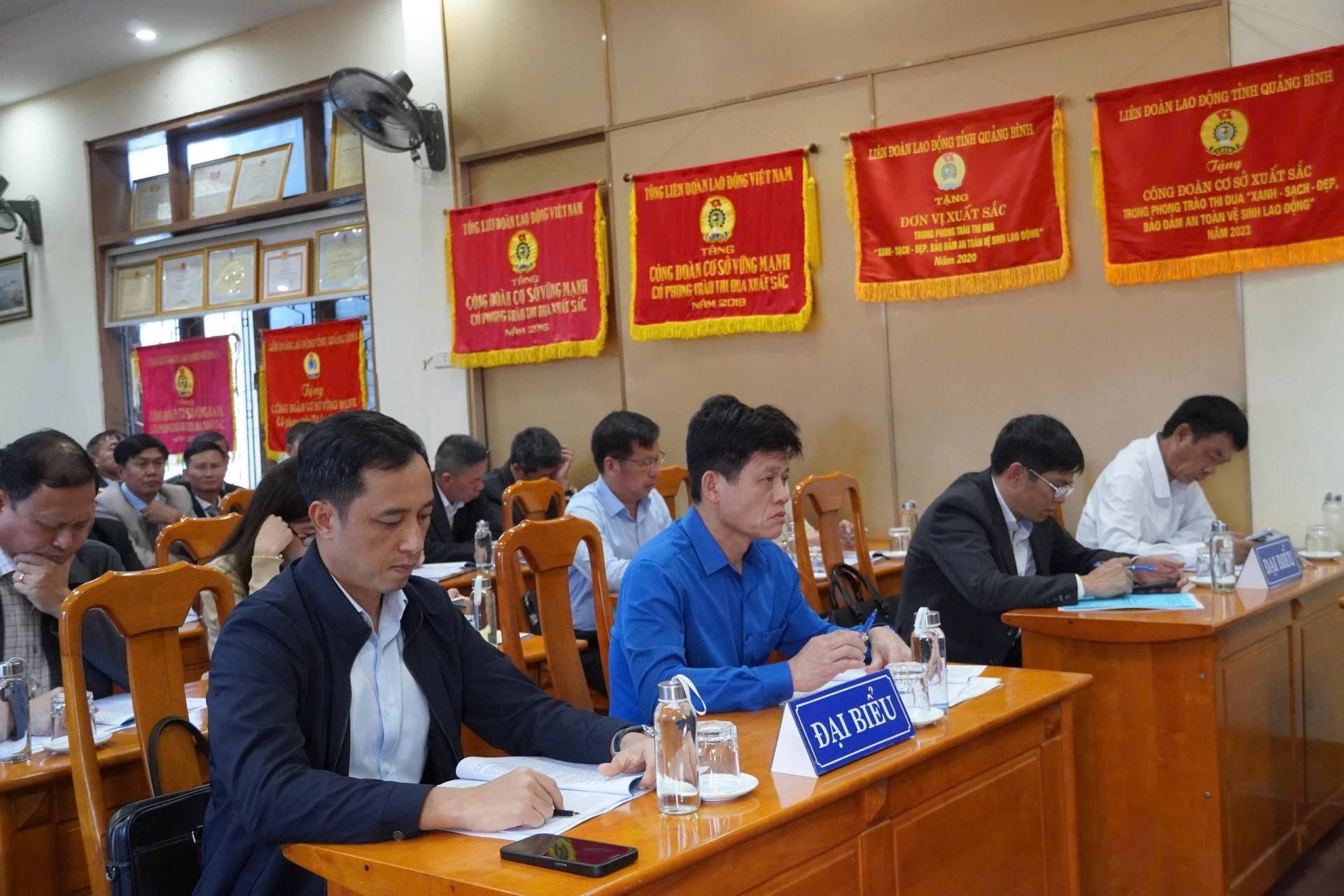 Các đại biểu tham dự hội nghị - Ảnh: H.Đ