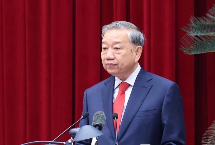 Khai mạc trọng thể hội nghị lần thứ 2 Ban Chấp hành Trung ương Đảng khóa XIV