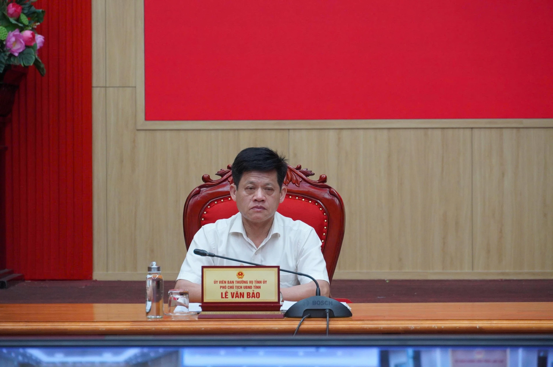 Đồng chí Lê Văn Bảo, Phó Chủ tịch UBND tỉnh tham dự phiên họp tại điểm cầu tỉnh Quảng Trị - Ảnh: Phan Khiêm