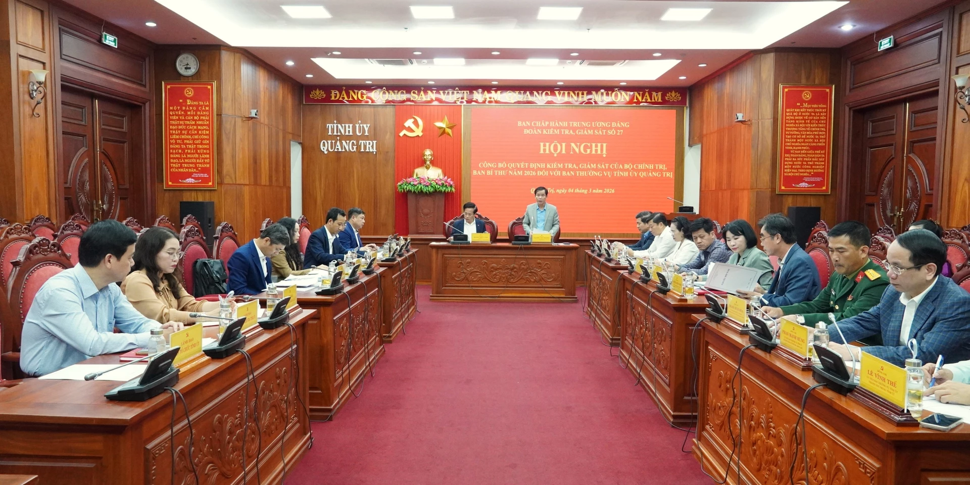 Đồng chí Nguyễn Văn Phương, Bí thư Tỉnh ủy phát biểu tại hội nghị -  Ảnh: QV