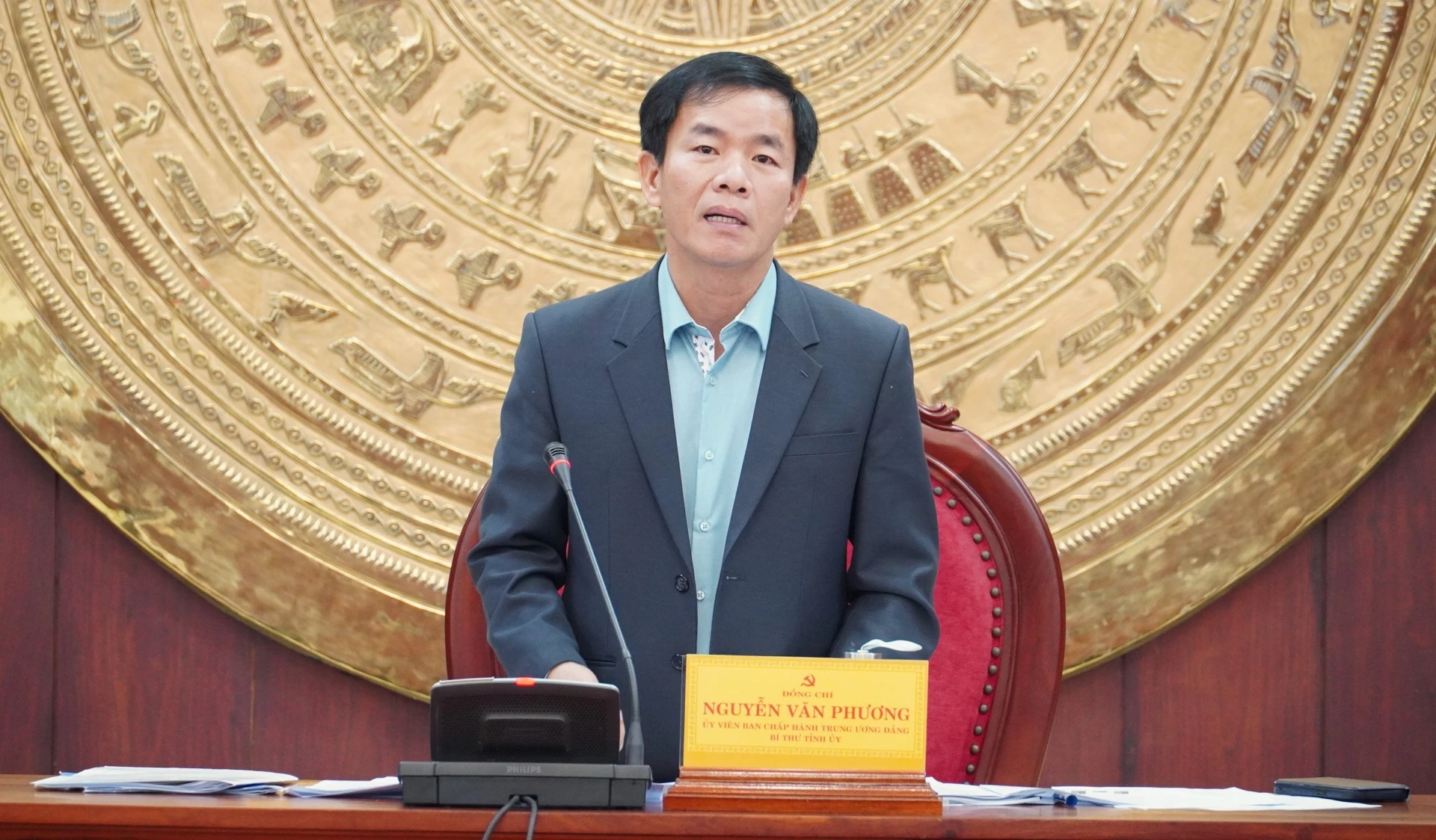 Đồng chí Nguyễn Văn Phương, Bí thư Tỉnh ủy đề nghị tăng cường xúc tiến, kêu gọi nhà đầu tư đến với Quảng Trị - Ảnh: QV