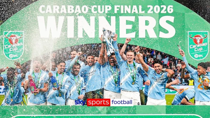 'Gieo sầu' cho Arsenal, Manchester City vô địch Cúp Liên đoàn Anh