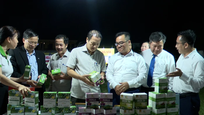 Khai mạc phiên chợ OCOP và nông sản tỉnh Quảng Trị năm 2026