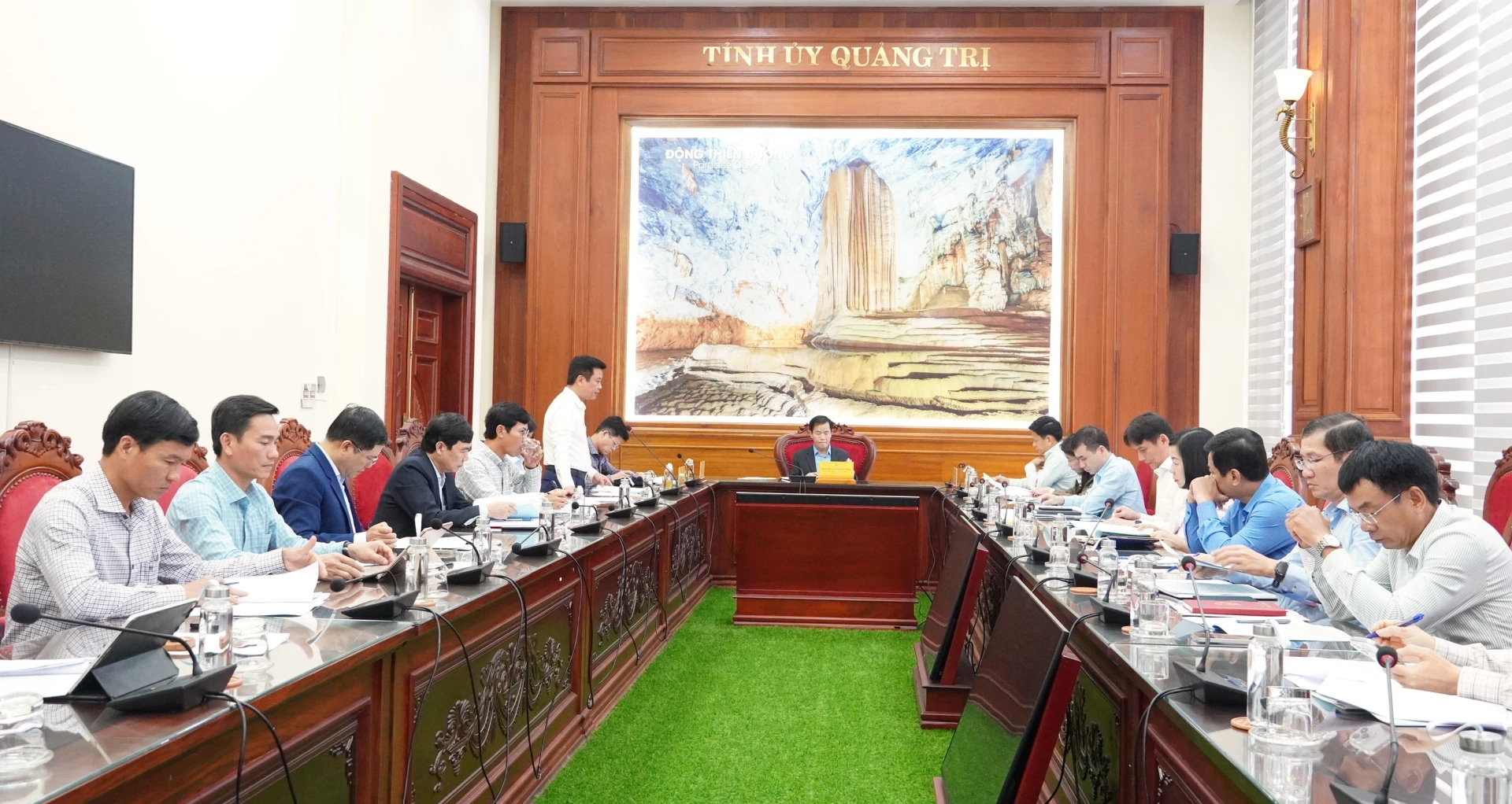 Quang cảnh buổi làm việc - Ảnh: QV