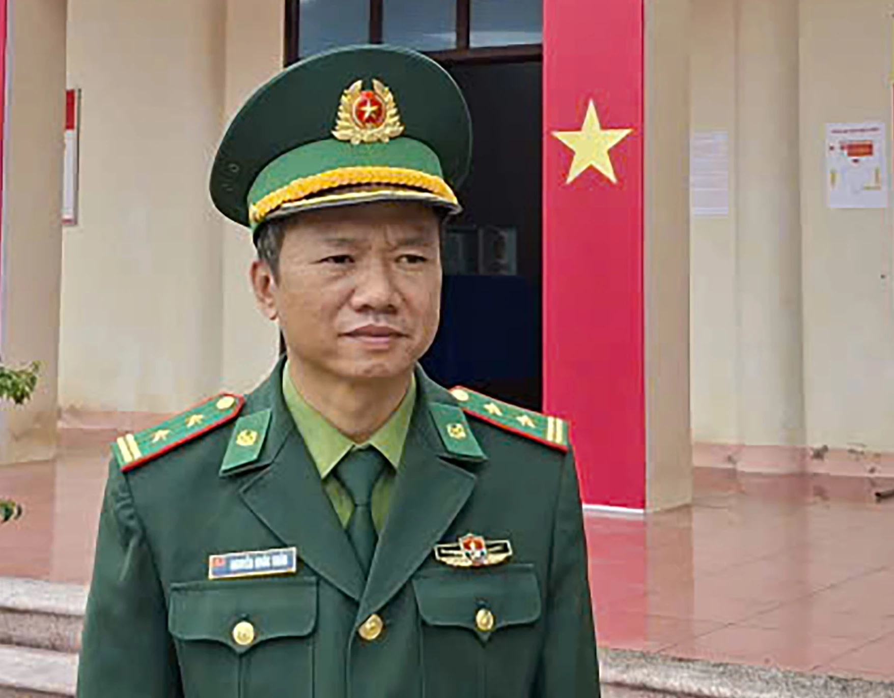 Trung tá Nguyễn Quốc Tuấn, Chính trị viên Đồn Biên phòng Ra Mai- Ảnh: H.L