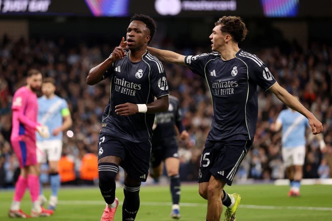 Vinicius giúp Real Madrid loại Man City. (Nguồn: Getty Images)