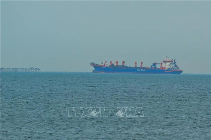 Mỹ tăng sức ép để Iran mở lại eo biển Hormuz