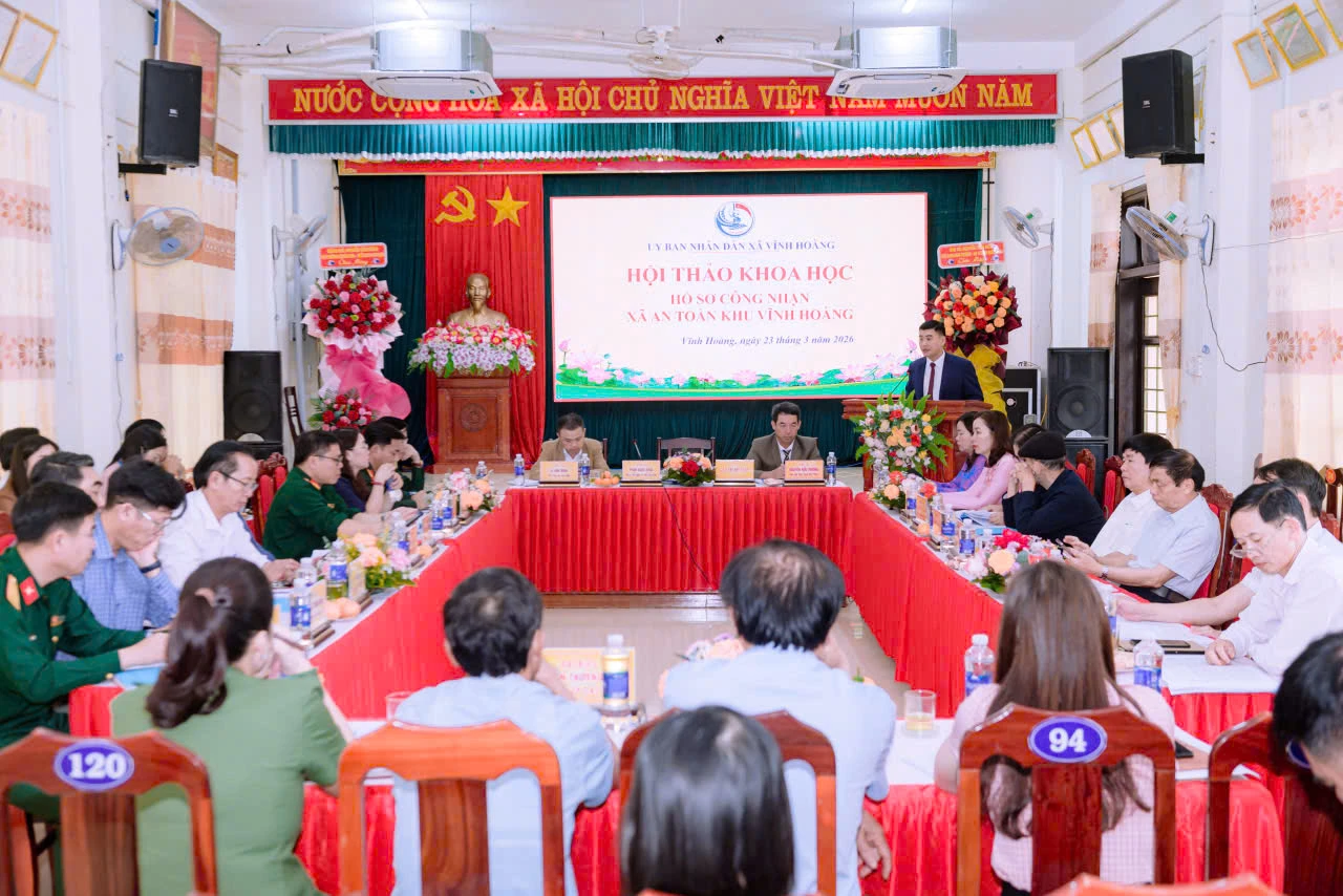 Toàn cảnh hội thảo khoa học Hồ sơ công nhận xã An toàn khu Vĩnh Hoàng - Ảnh: NĐ