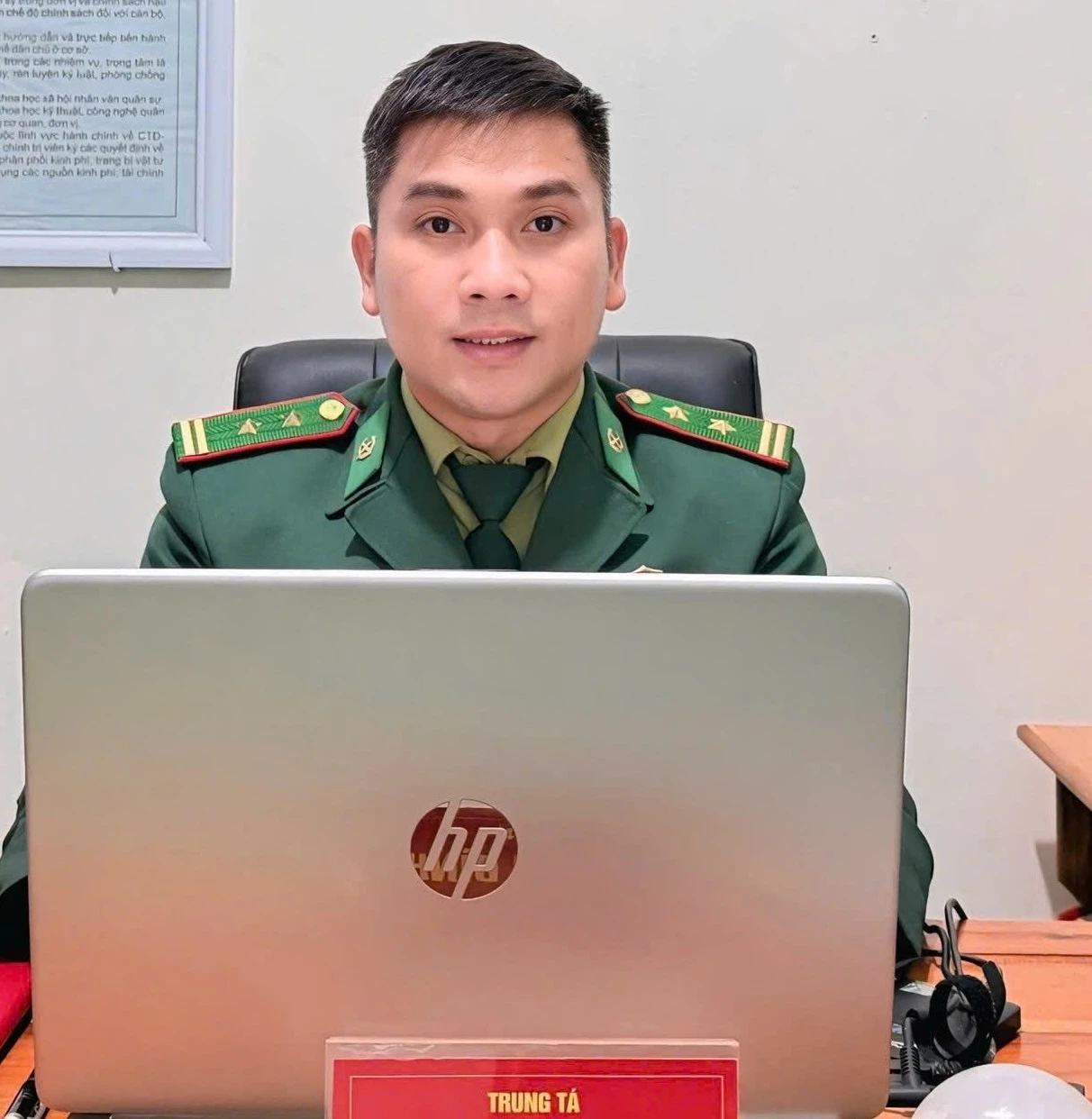 Trung tá Lê Thái Bình, Chính trị viên Đồn Biên phòng Cồn Cỏ, Ban Chỉ huy Bộ đội Biên phòng tỉnh - Ảnh: NVCC