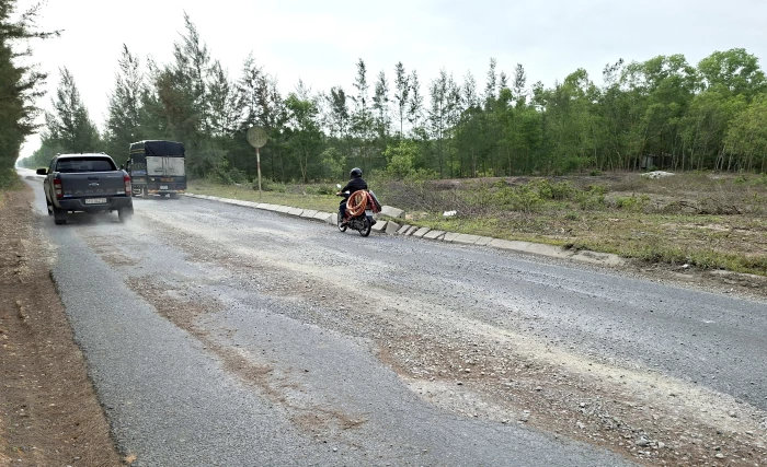 Tuyến trục dọc Khu Kinh tế Đông Nam Quảng Trị: Cần sớm khắc phục tình trạng xuống cấp