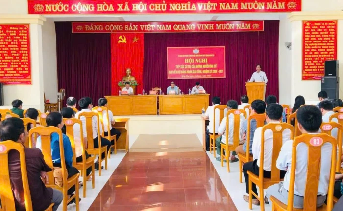 Ứng cử viên HĐND tỉnh tiếp xúc cử tri tại xã Kim Phú