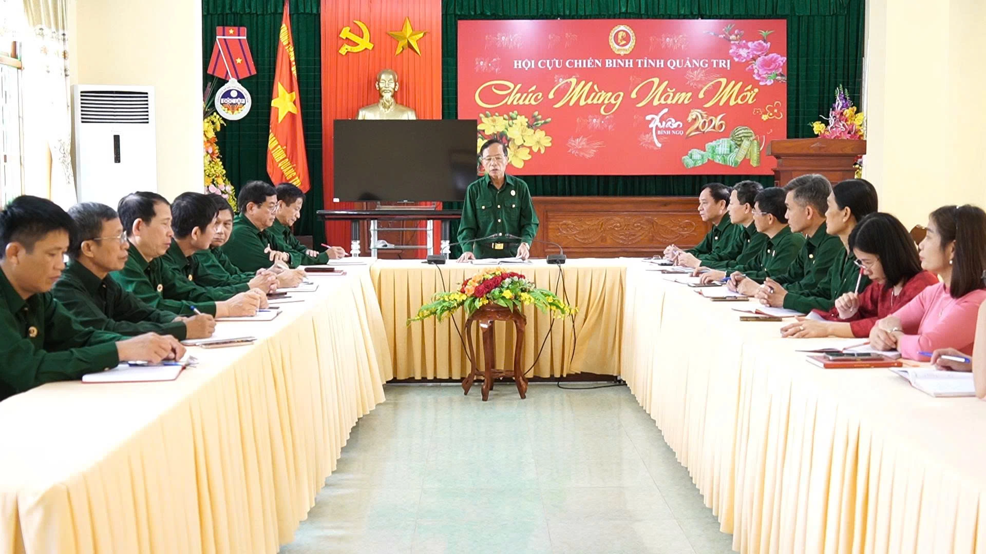 Thường trực Hội  Cựu chiến binh tỉnh tổ chức Hội nghị quán triệt các văn bản về công tác bầu cử Quốc hội và Hội đồng nhân dân các cấp cho cán bộ, nhân viên cơ quan Tỉnh hội - Ảnh: L.H.V