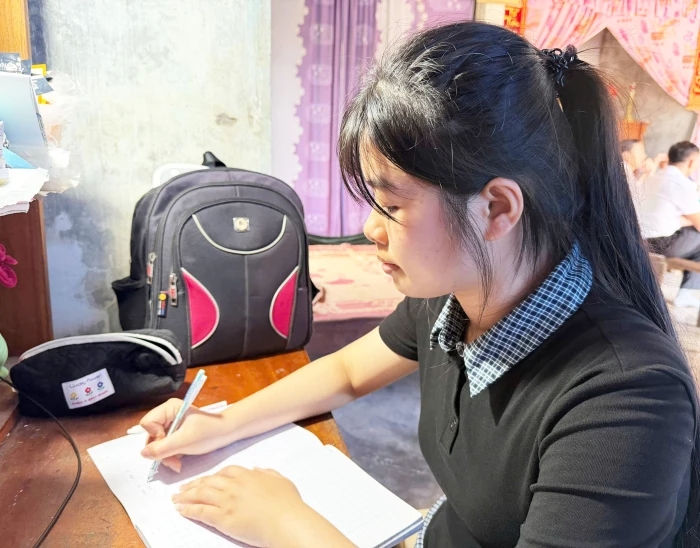 Thắp sáng ước mơ từ gian khó