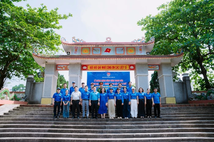 Khánh thành công trình 'Số hóa địa chỉ đỏ-Nghĩa trang liệt sĩ Mai Thủy'