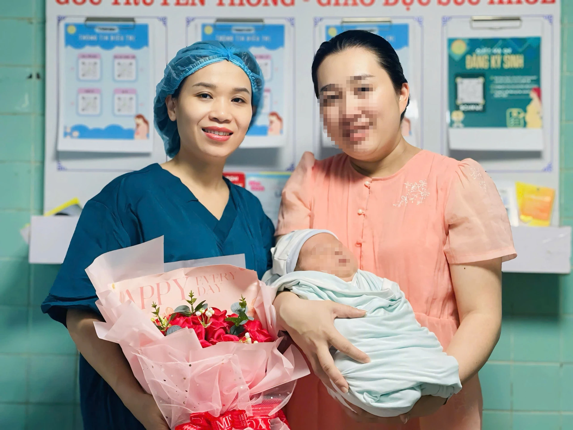 Em bé ổn định, khỏe mạnh, được xuất viện sau 1 tuần theo dõi, điều trị - Ảnh: HL