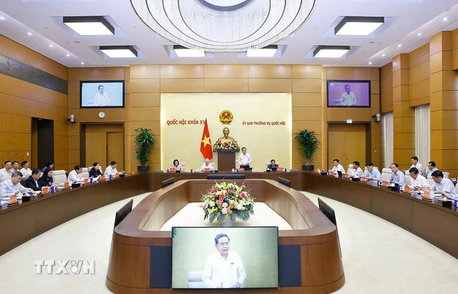 Chủ tịch Quốc hội Trần Thanh Mẫn chủ trì hội nghị Ban Thường vụ Đảng ủy Quốc hội với lãnh đạo Tổ đảng Đoàn đại biểu Quốc hội các tỉnh, thành phố trực thuộc Trung ương trước kỳ họp thứ Nhất, Quốc hội khóa XVI. (Ảnh: Doãn Tấn/TTXVN)