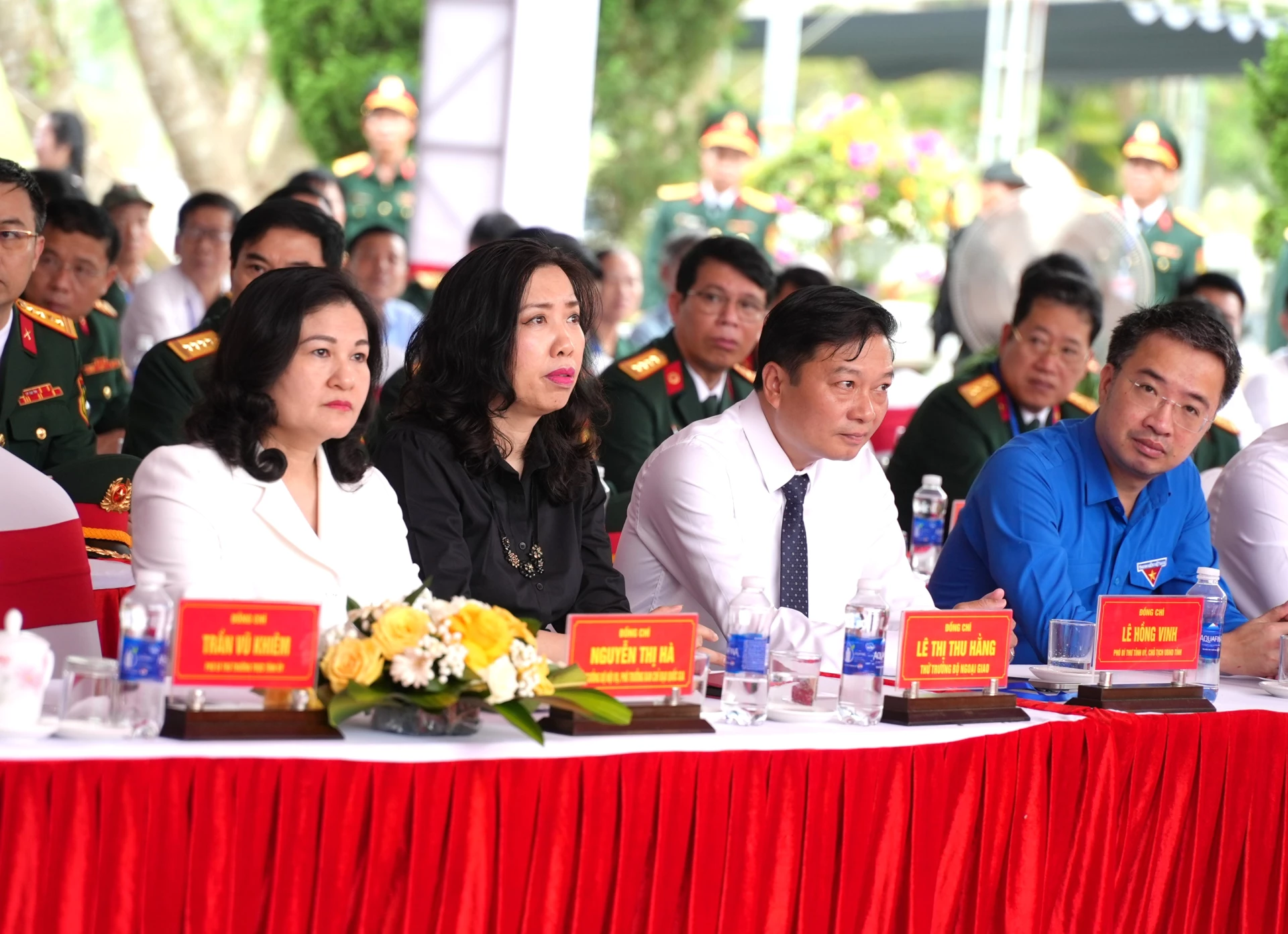 Các đại biểu tham dự Lễ phát động - Ảnh: T.Đ