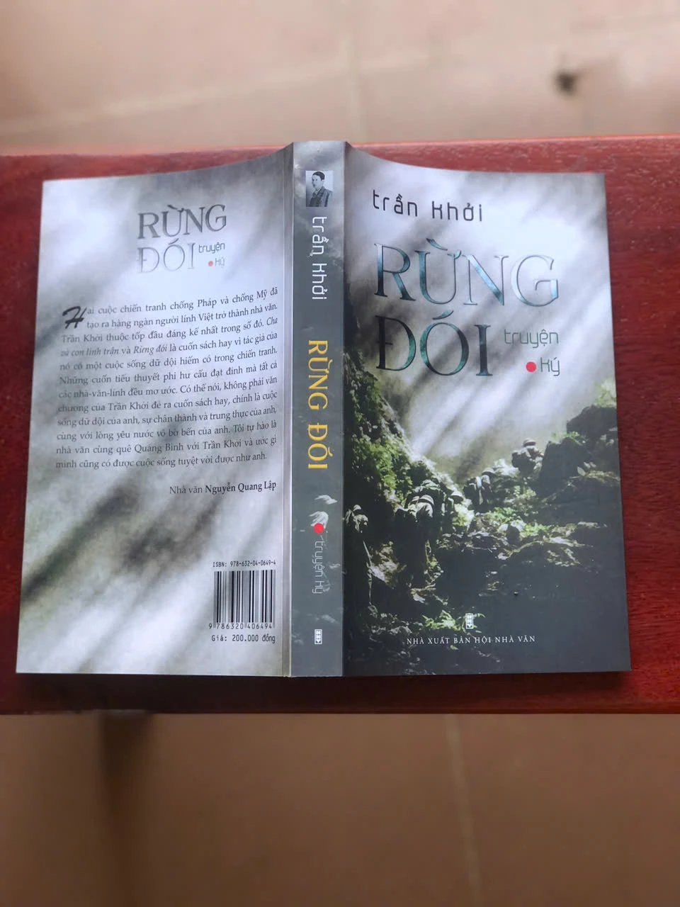 Truyện ký Rừng đói của tác giả Trần Khởi-Ảnh: N.M.T