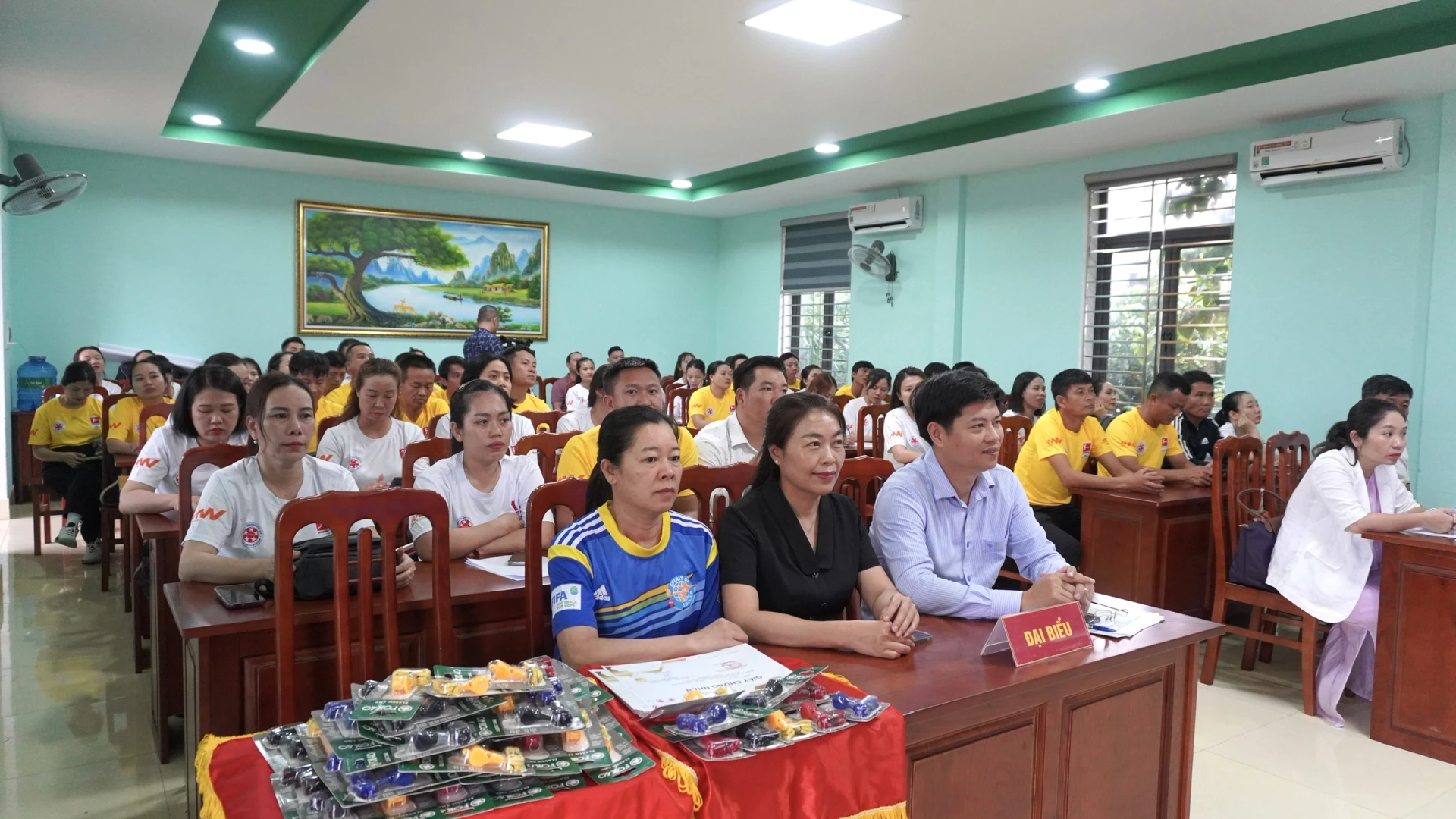 Đại biểu tham dự buổi bế mạc - Ảnh: H.T