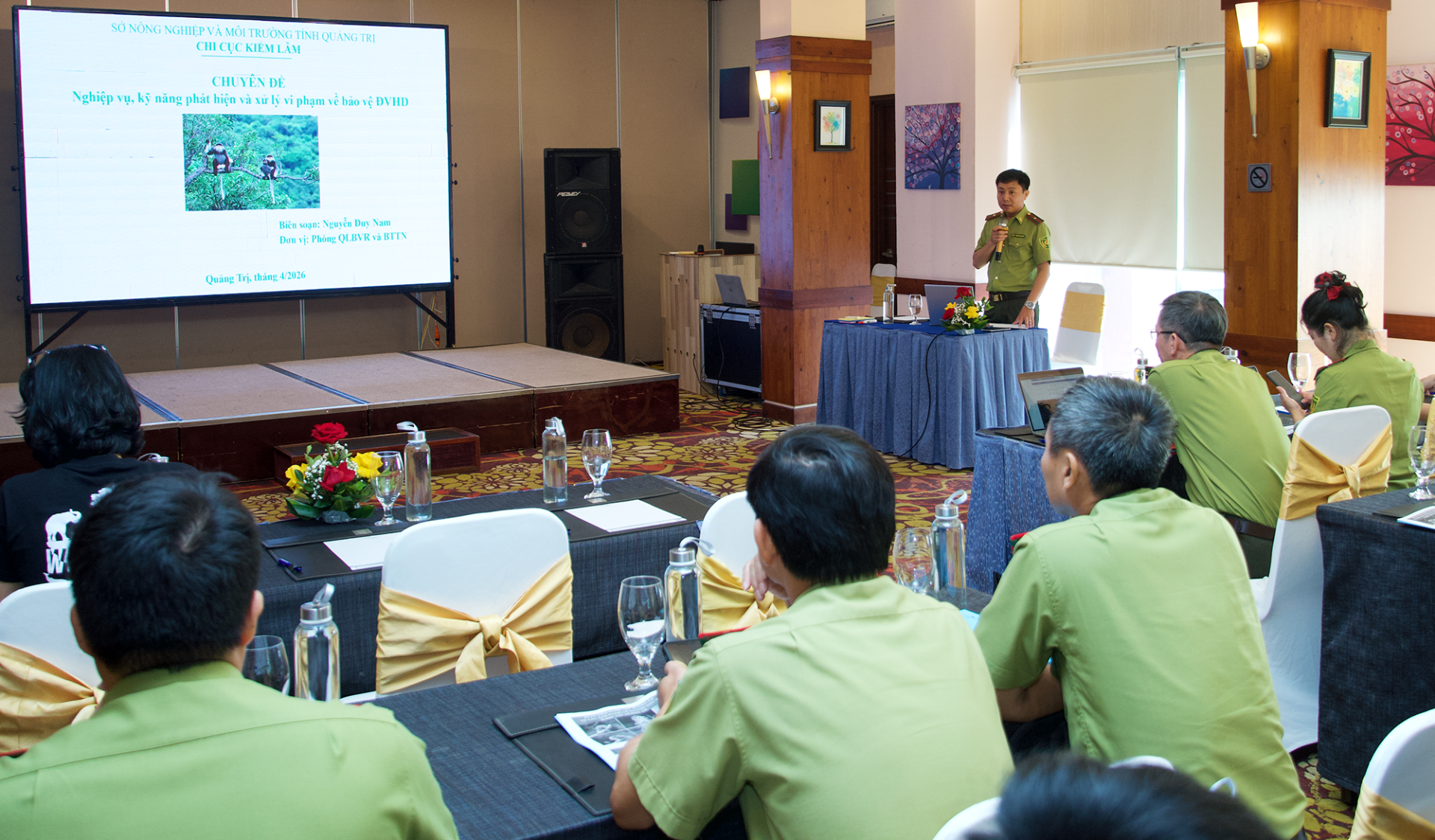 Giảng viên truyền đạt các nội dung tại lớp tập huấn - Ảnh: N.H
