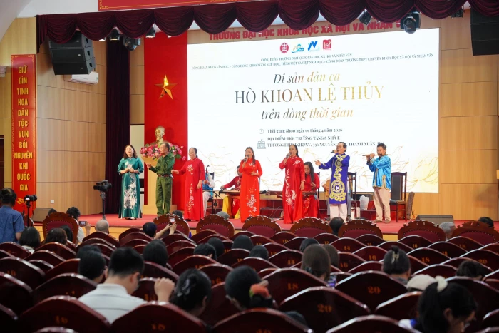 Văn hóa, văn nghệ dân gian trong 'dòng chảy' chuyển đổi số