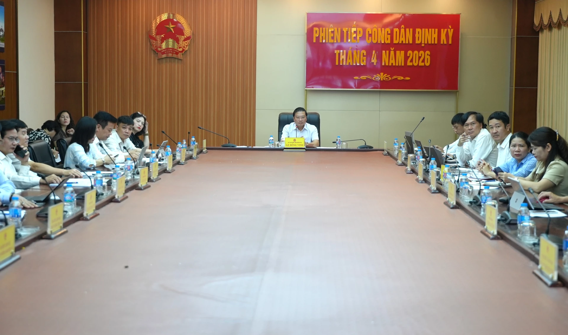 Quang cảnh phiên tiếp công dân của đồng chí Lê Hồng Vinh, Phó Bí thư Tỉnh ủy, Chủ tịch UBND tỉnh - Ảnh: T.Đ