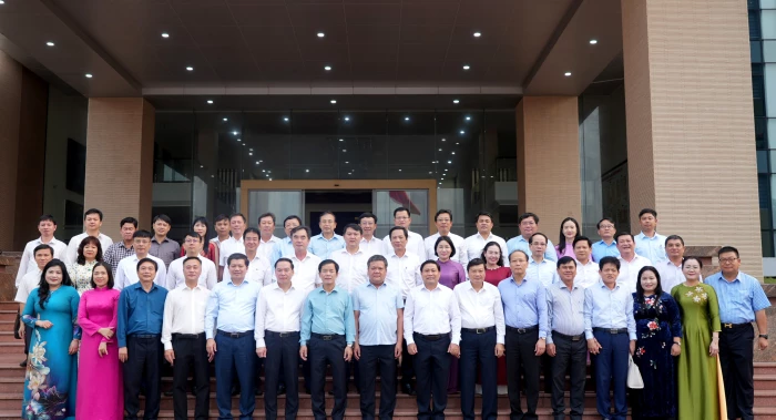 Ban Thường vụ Tỉnh ủy Quảng Trị làm việc với Ban Thường vụ Tỉnh ủy Khánh Hòa