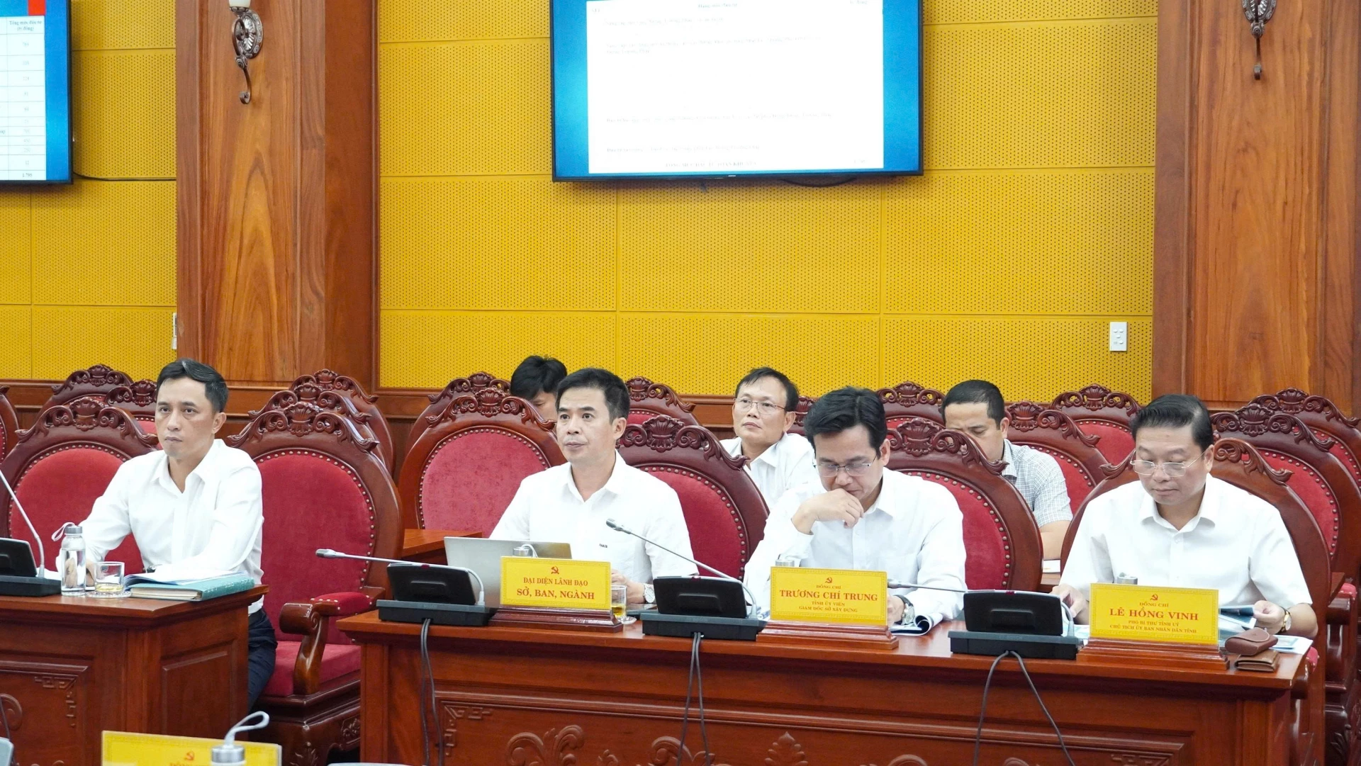 Các đại biểu tham dự buổi làm việc - Ảnh: Q.V